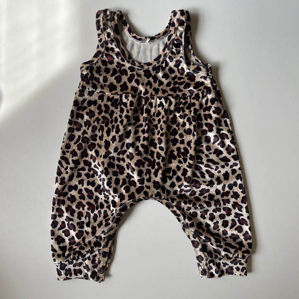 Vintage leopard print velour baby romper onesie play suit 3-6 months